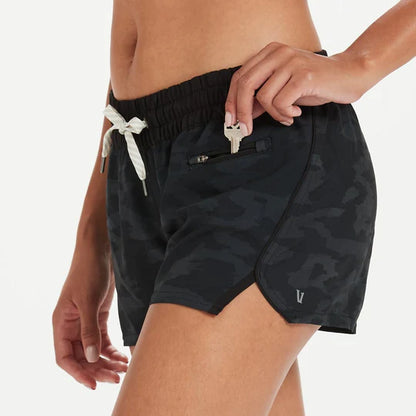 Vuori Clementine Camo Shorts - Small