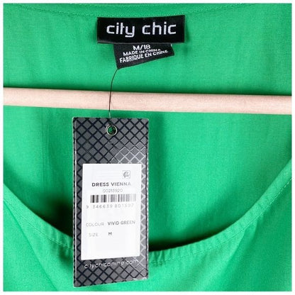 City Chic NWT Vienna Maxi Dress in Vivid Green Size 18