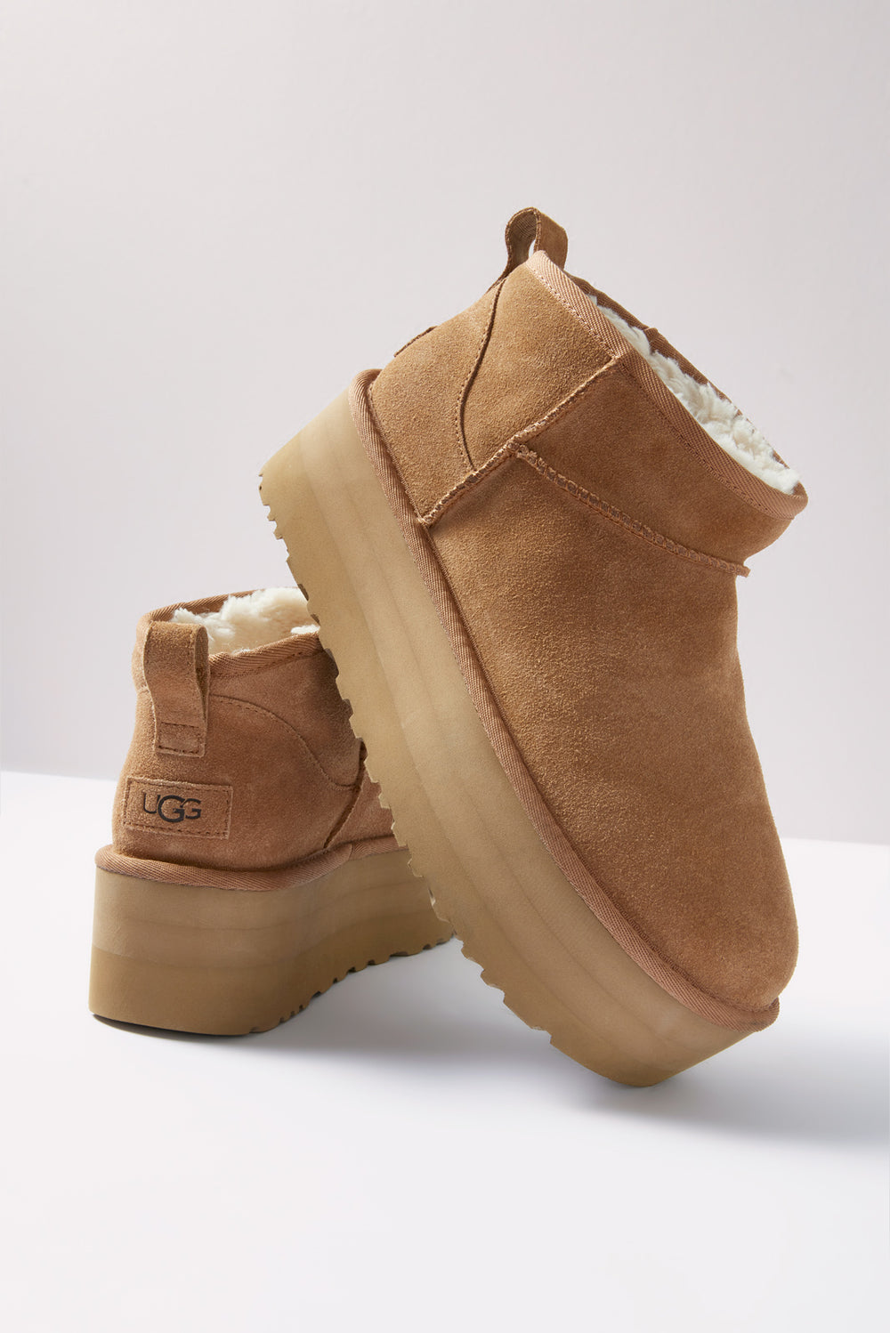 Ugg Ultra Mini Platform in Chestnut - 9