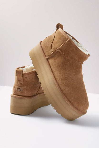 Ugg Ultra Mini Platform in Chestnut - 9