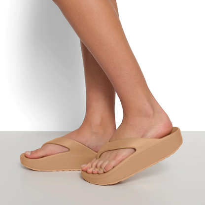 SKIMS Brown Molded Platform Sandals - 38