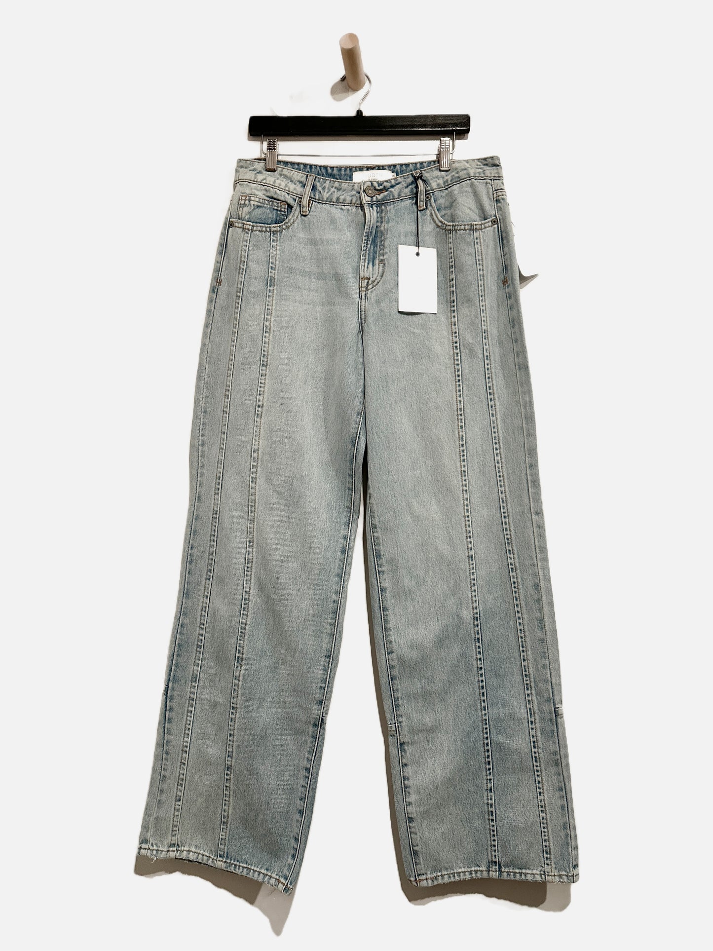Hidden NWT Logan High Rise Relaxed Dad Jean - 28