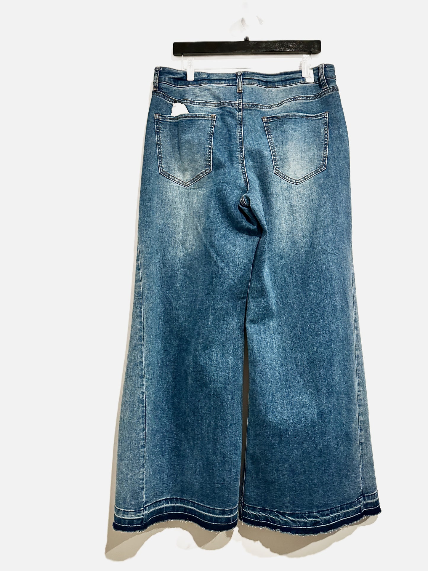 Altar’d State Wide Leg Jeans - 32