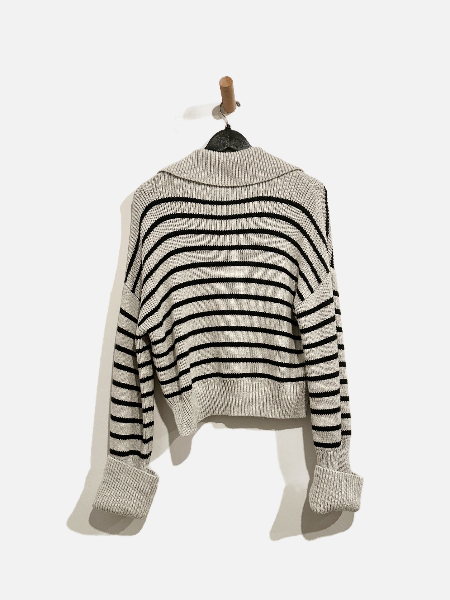 Abercrombie & Fitch Gray and Black Stripe Button Down Sweater - Small