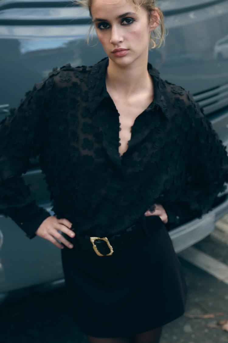 Zara NWT Black Floral Applique Button Down - Small
