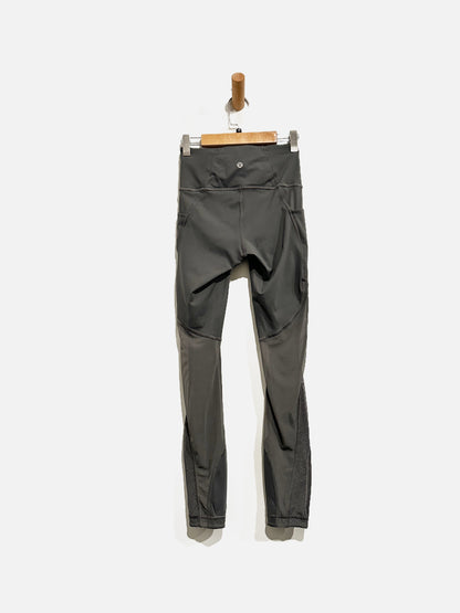 Lululemon Run Smoothly 7/8 Tight in Titanium - 2