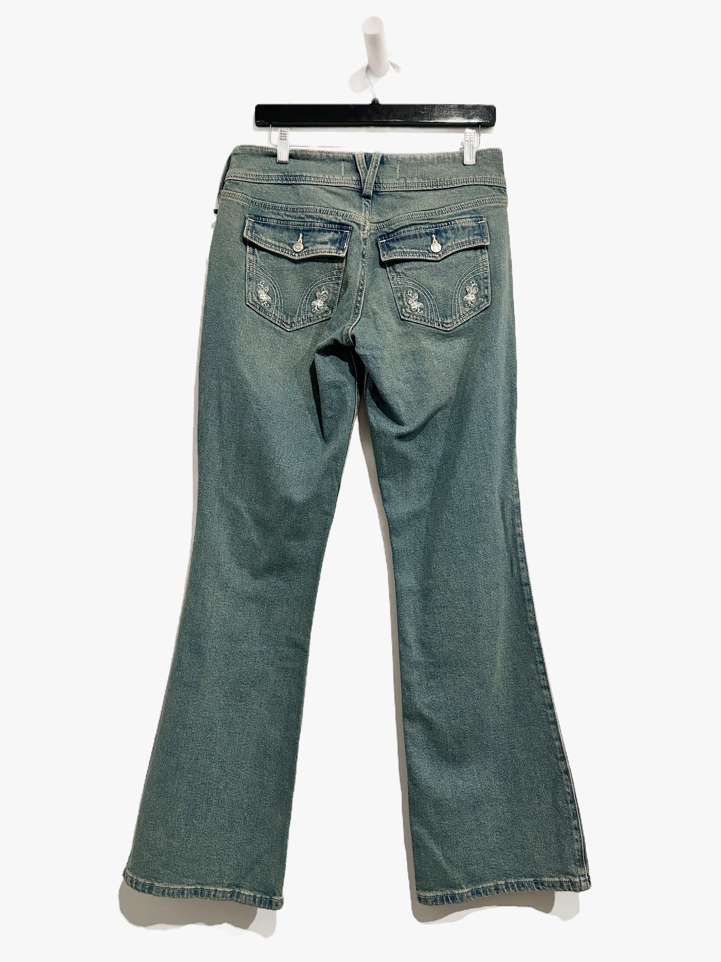 NWT Hollister Low Rise Butterfly Embroidery Bootcut Jeans - 29