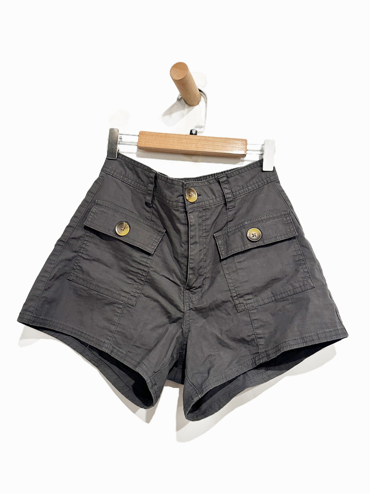 Vuori Vintage Ripstop Utility Shorts in Charcoal -  XS