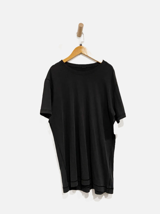 Lululemon Men's Black Tee - Medium