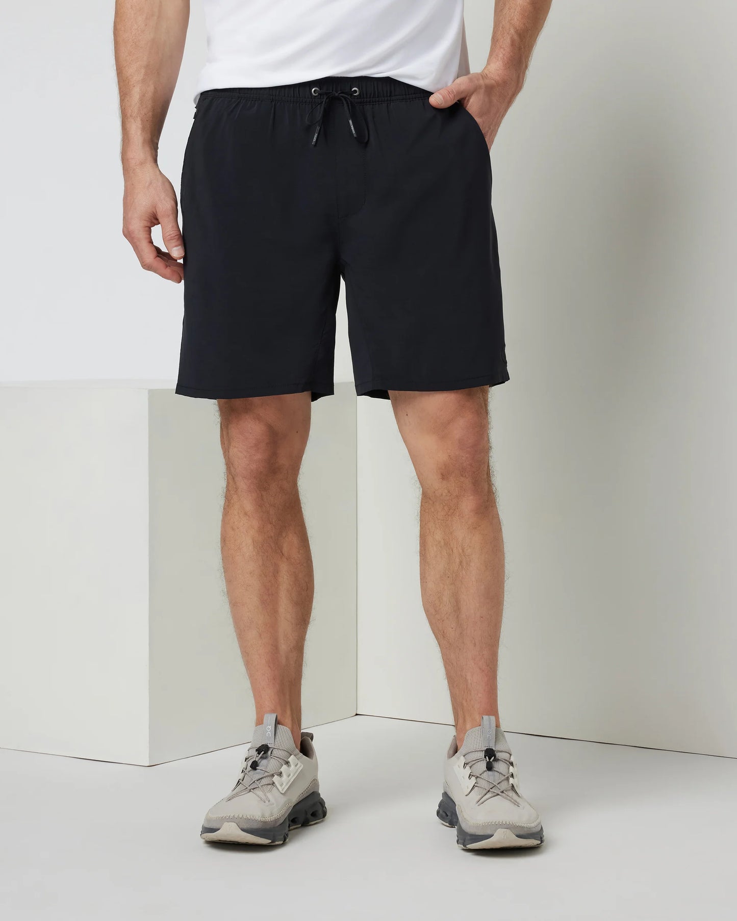 Vuori Men’s Elevate Kore Short Lined 7" - Large