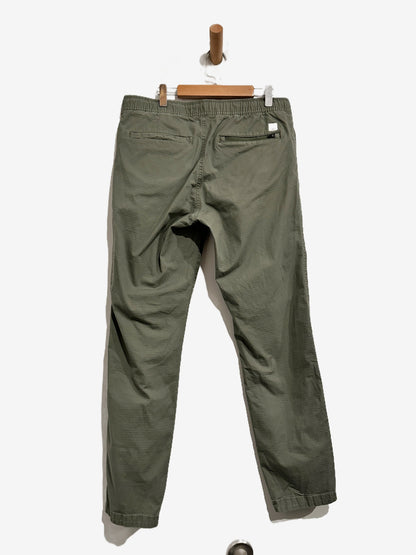 Vuori Men’s Ripstop Climber Pants in Army