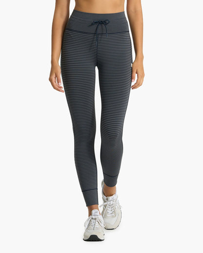 Vuori Daily Leggings in Ink Stripe Stripe - Small