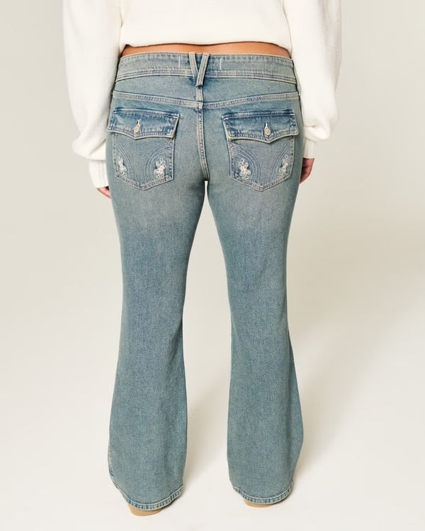 NWT Hollister Low Rise Butterfly Embroidery Bootcut Jeans - 29