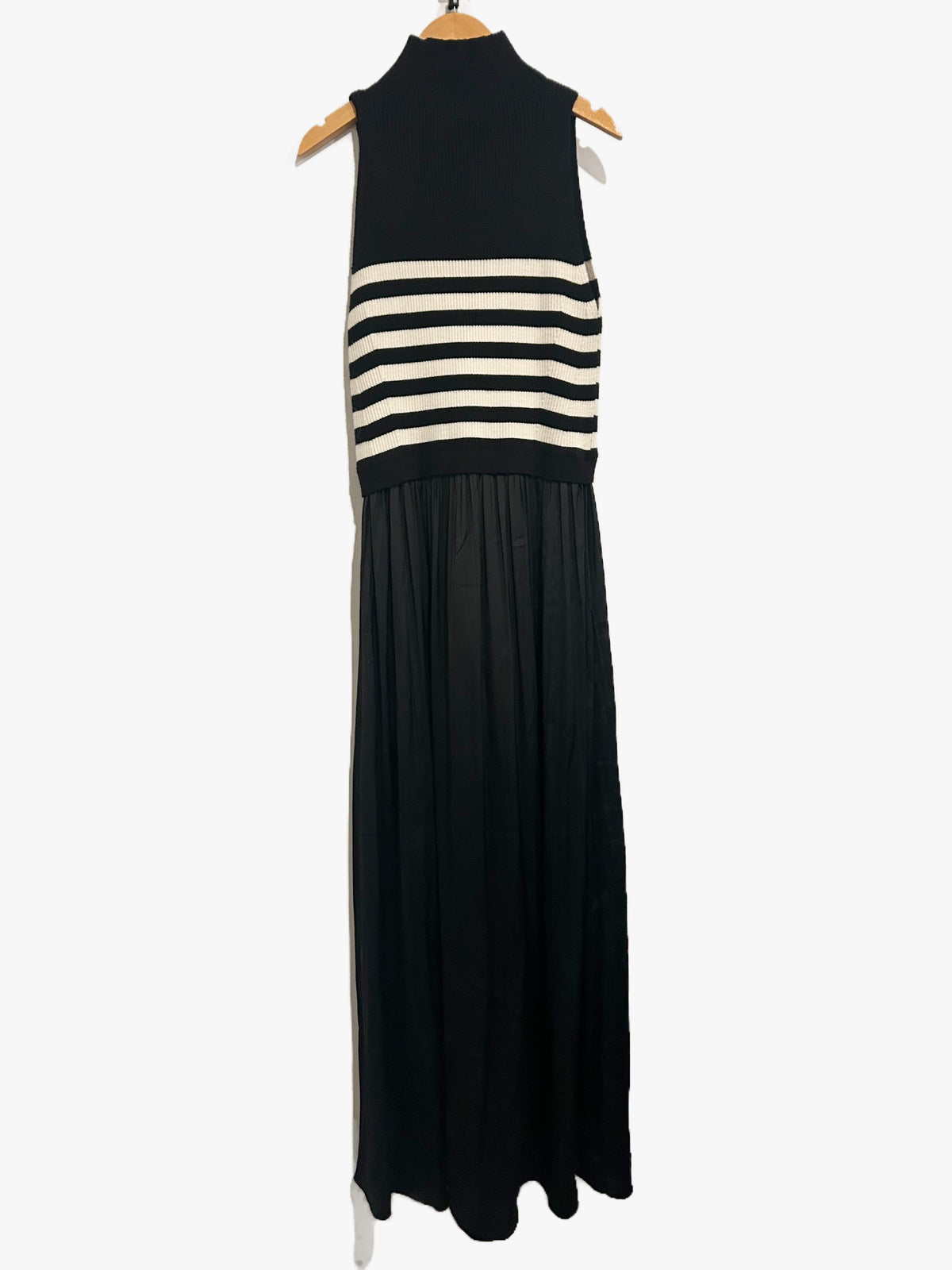 Anthropologie Thea Sleeveless Twofer Maxi Dress in Black - Medium