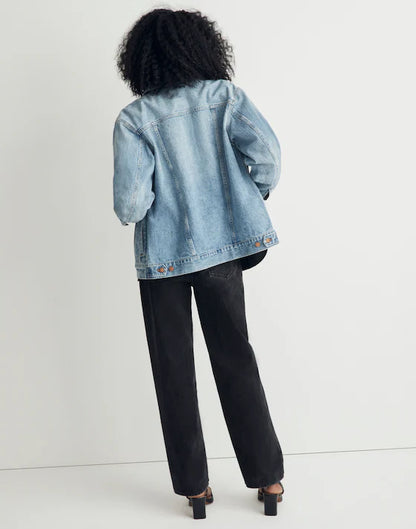 Madewell The Oversized Trucker Jean Jacket in Kelson Wash - XS