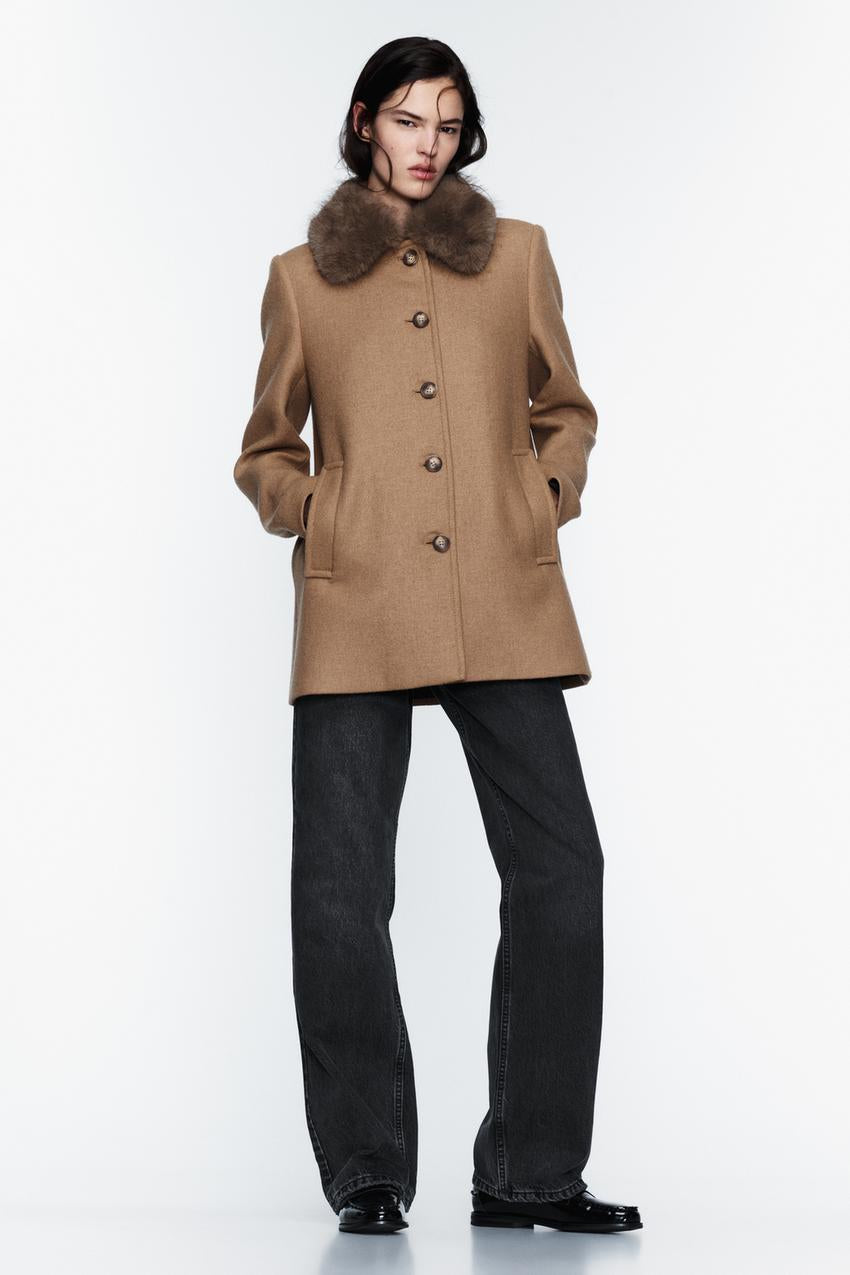 Zara Tan Coat with Faux Fur Collar - Small