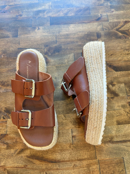 Anthropologie Double Buckle Platform Sandals in Brown - 37