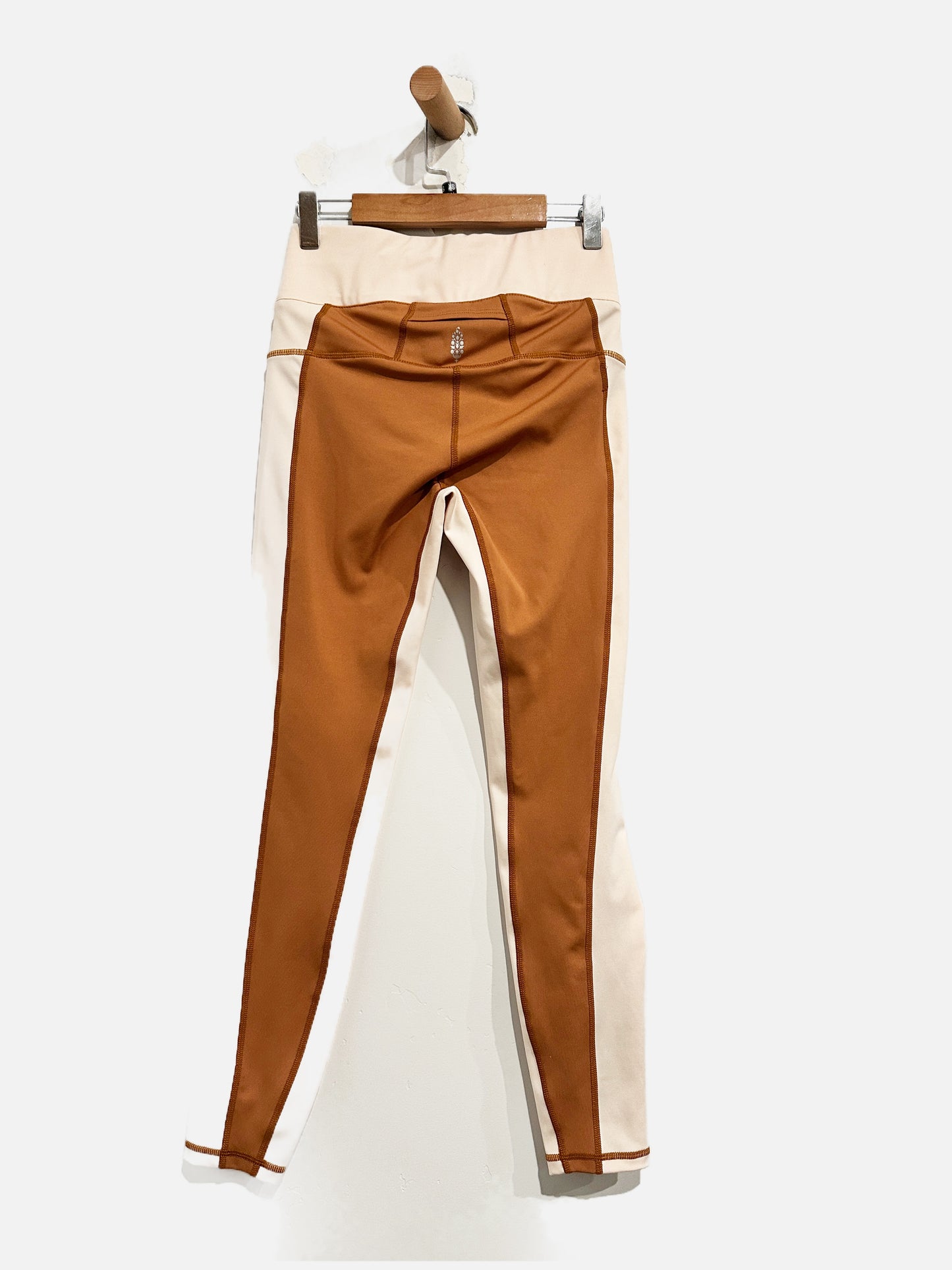 Free People Rebel Legging & Sports Bra Set in Burnt Topaz/Mother of Pearl - S/XS