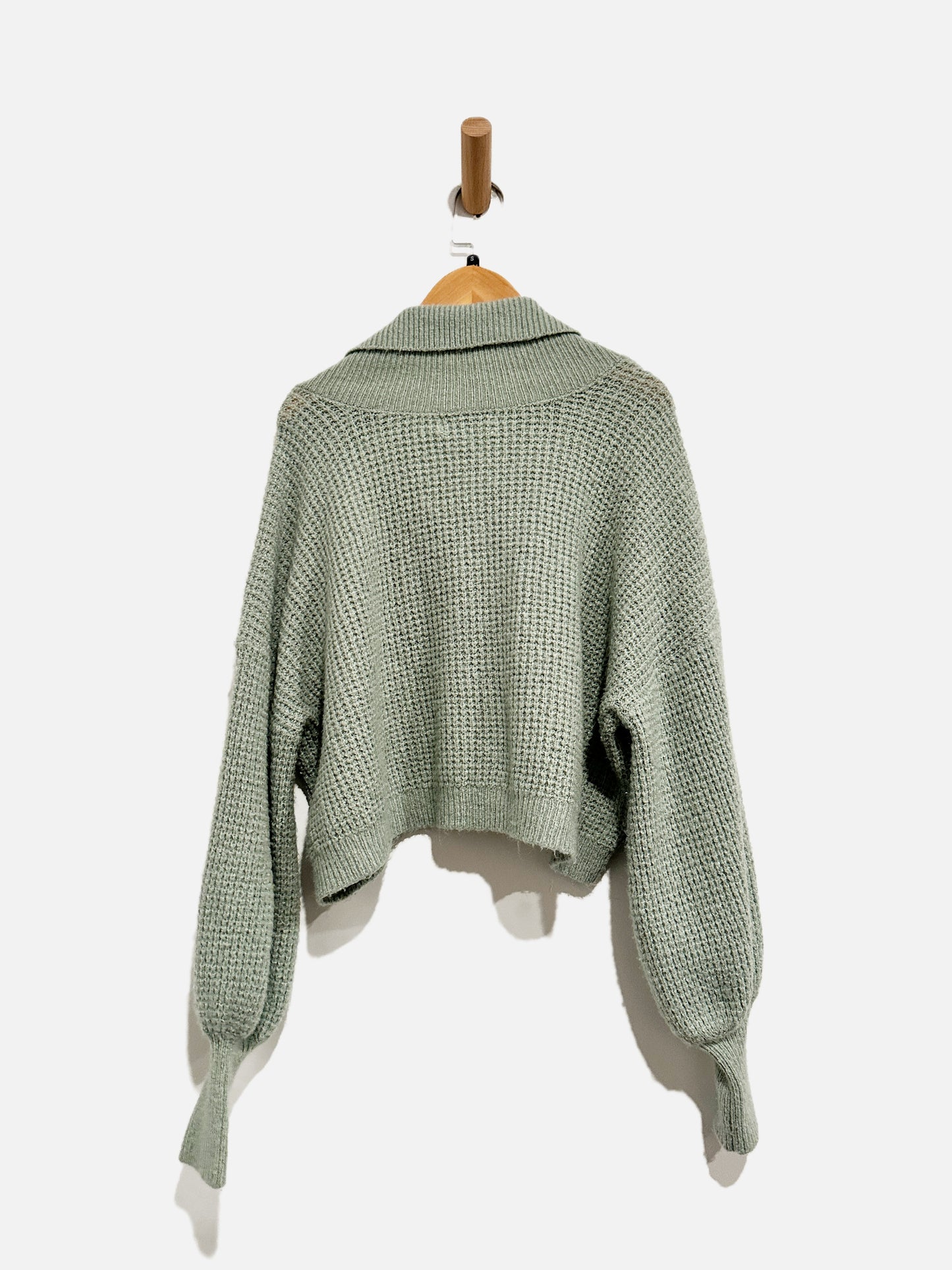 Urban Outfitters Green Cable Knit Cropped Cardigan - Small