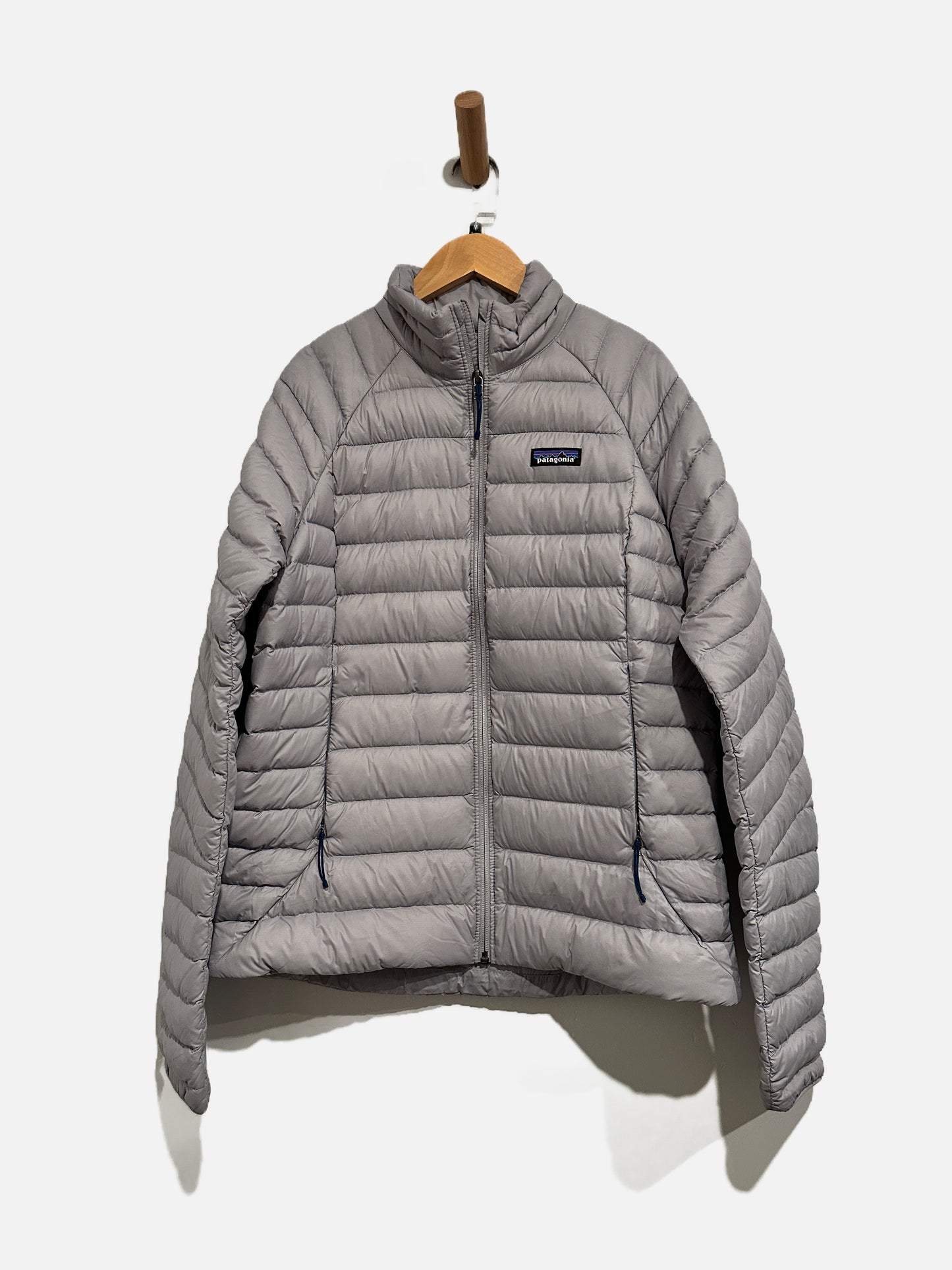 Patagonia Gray Down Puffer Jacket - Medium