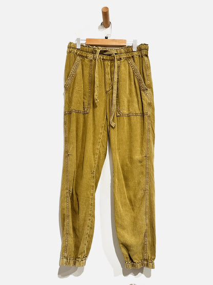 Anthropologie Rhys Utility Jogger in Moss Yellow - Small