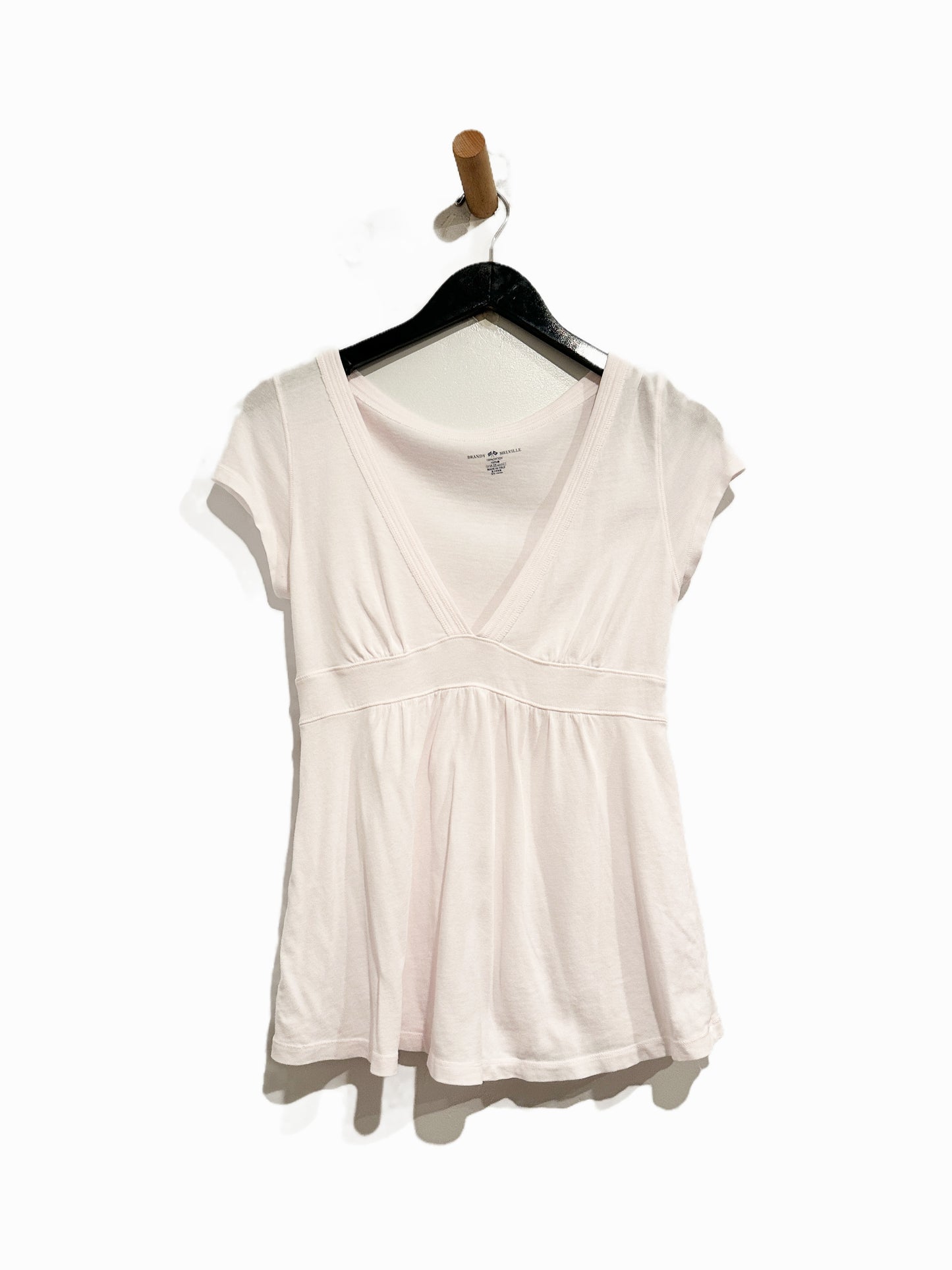NWT Brandy Melville Naia Top in Pink - OS