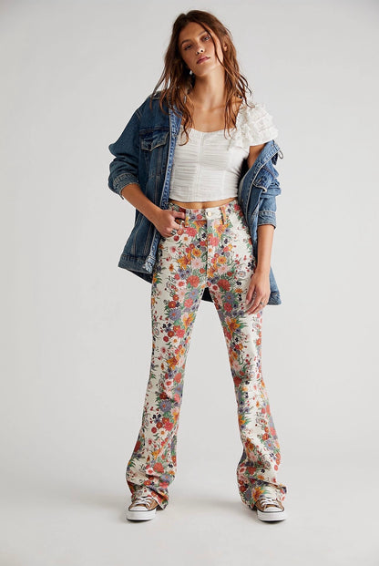 Wrangler Westward High Rise Boot Cut Jeans in Flora - 26