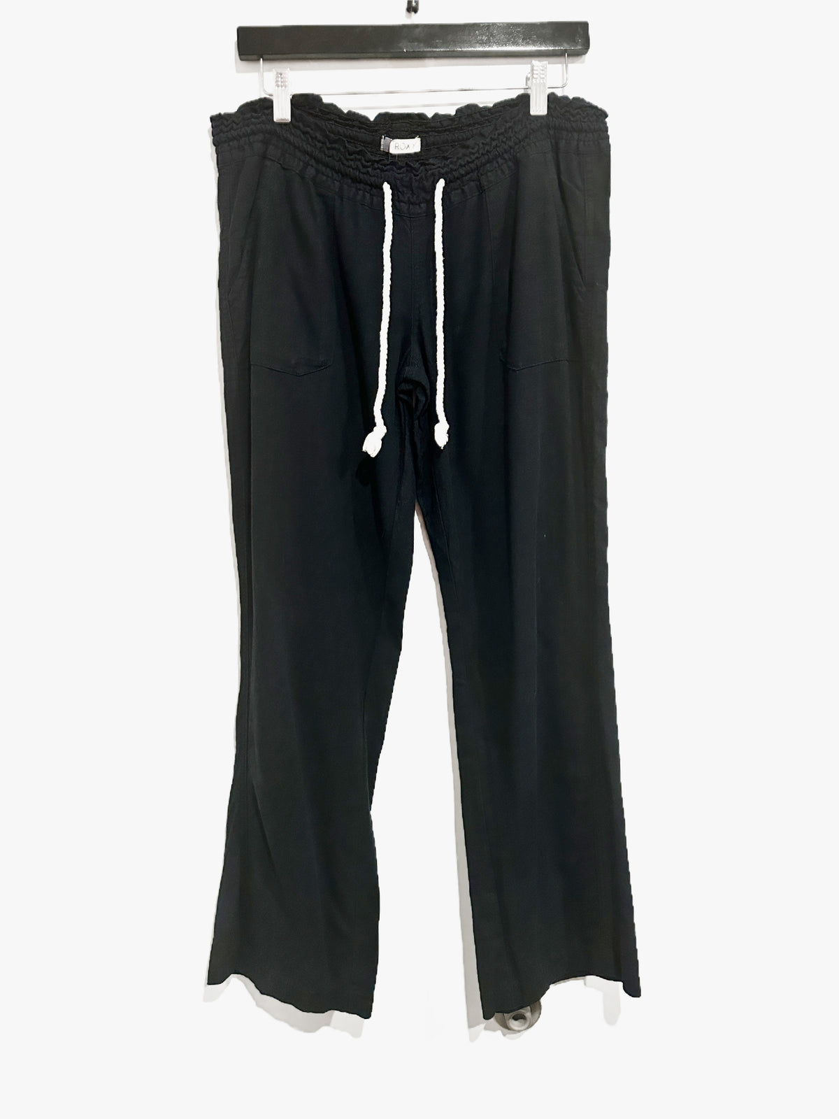 Roxy Oceanside Linen Blend Beach Pants in True Black - Large