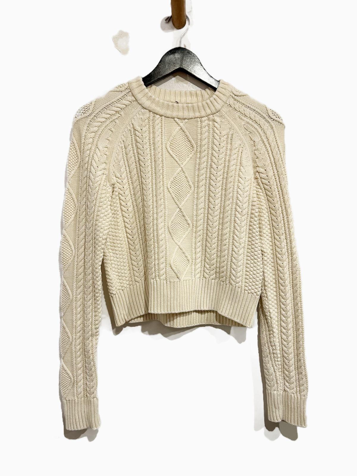 Faherty Sunwashed Cable Crew Sweater in Turtle Dove - XS