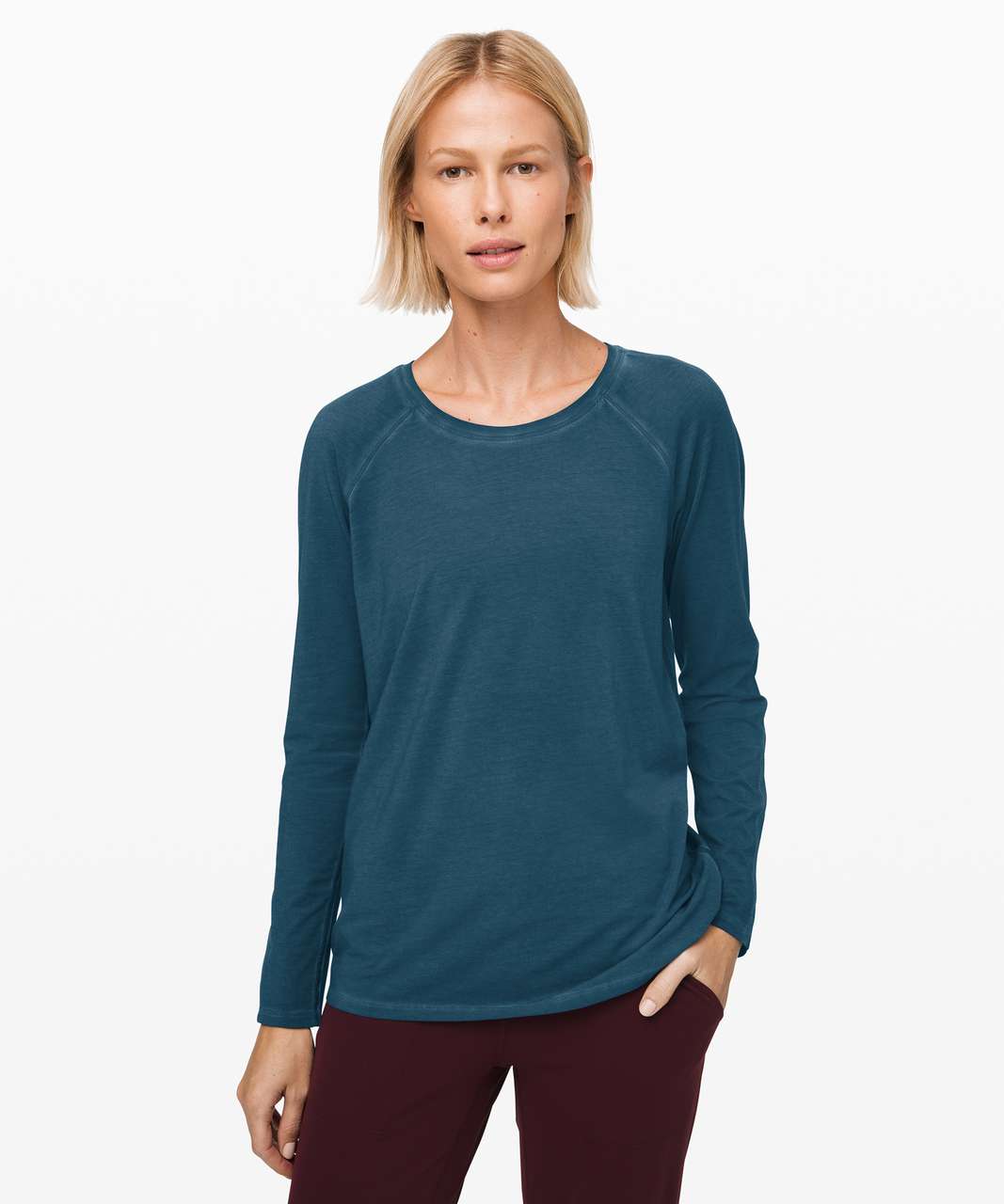 Lululemon Emerald Long Sleeve in Washed Night Diver