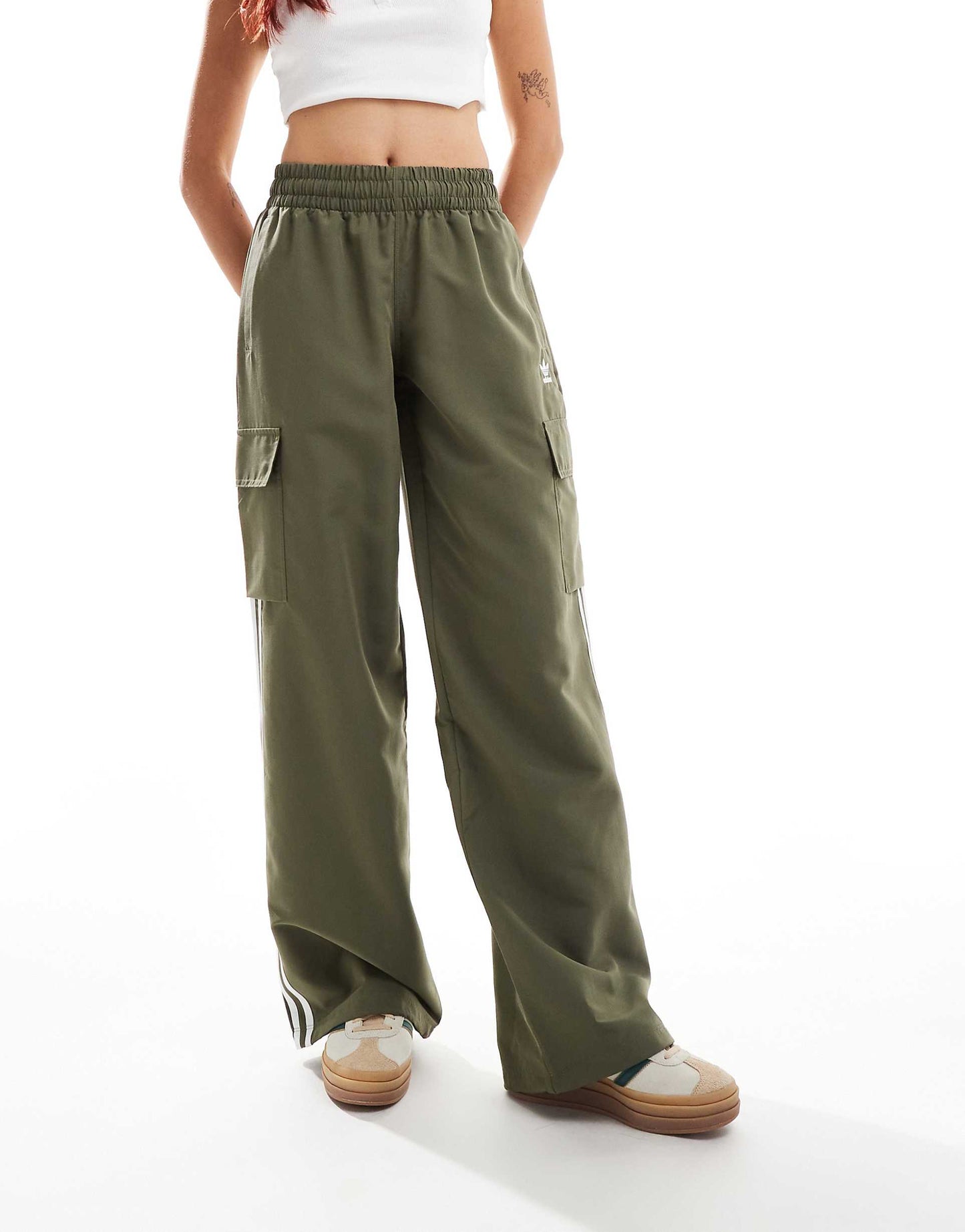 Adidas Adicolor 3-Stripes Cargo Pants in Green - Small