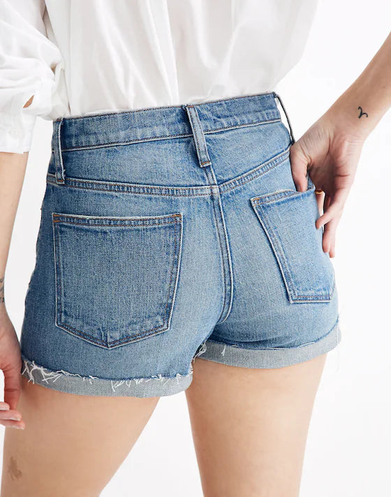Madewell High-Rise Denim Shorts in Malden Wash - 27