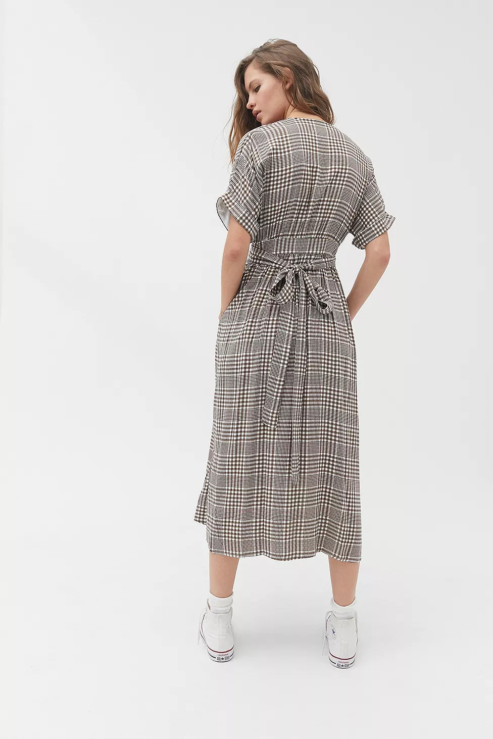 Urban Outfitters Gabrielle Woven Midi Wrap Dress - Medium