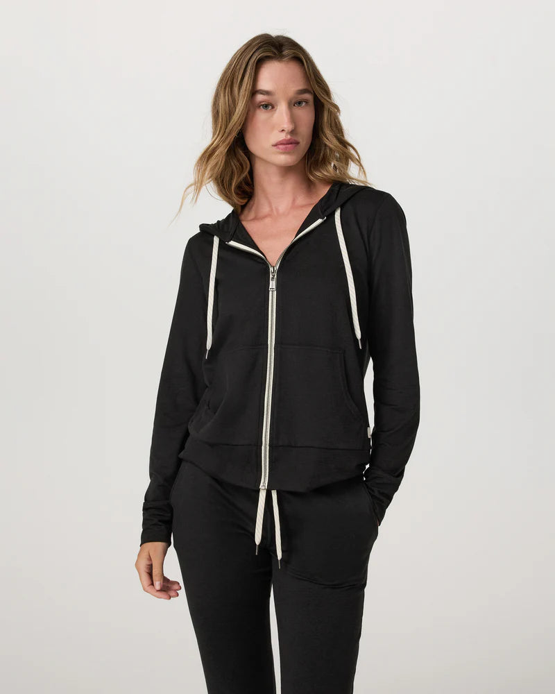 Vuori Halo Performance Hoodie in Heather Black