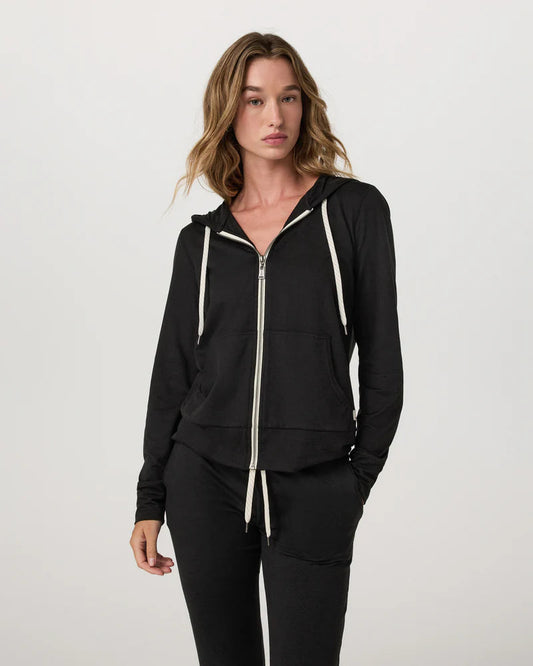 Vuori Halo Performance Hoodie in Heather Black