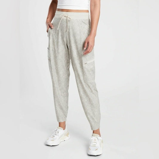 Athleta Venture Printed Pant in Viper Gray Size 2