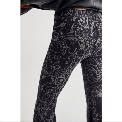 Free People Just Float On Printed Flare Jeans Black Paisley Discharge Sz 24