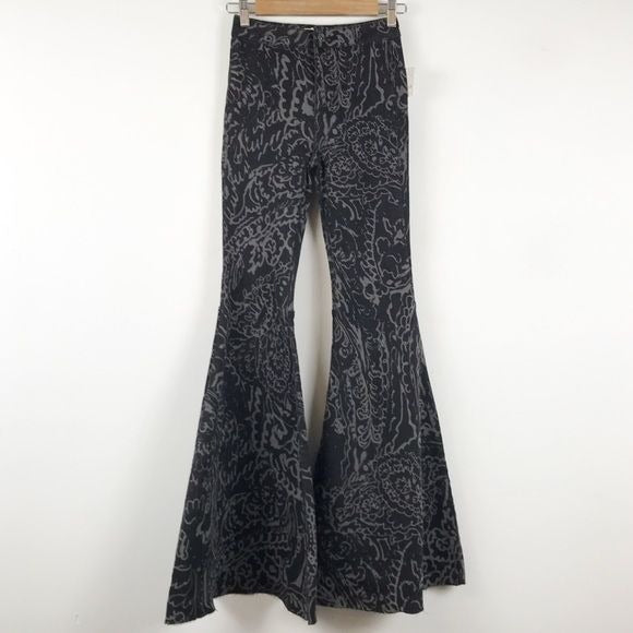 Free People Just Float On Printed Flare Jeans Black Paisley Discharge Sz 24