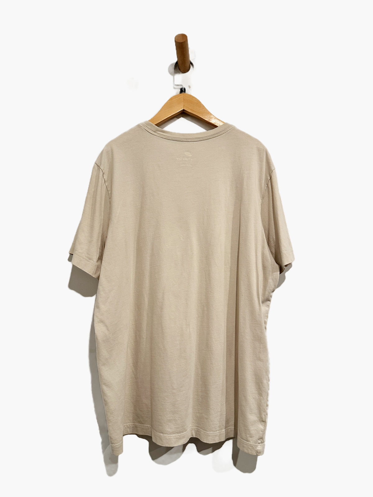 Nike Club T-Shirt in Light Khaki - Large