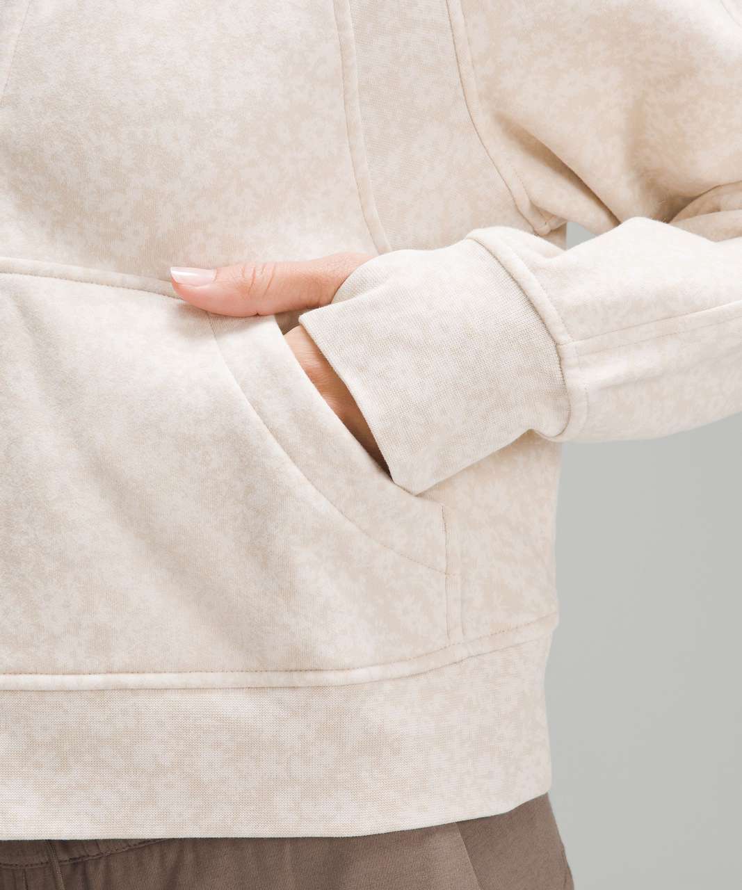 Lululemon Scuba Oversized Full Zip in Daisy Vista Light Ivory - XL/XXL