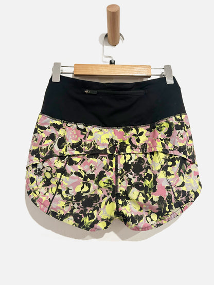 Lululemon Speed Up Shorts 2.5” in Inflected Highlight Yellow Multi / Black - 0