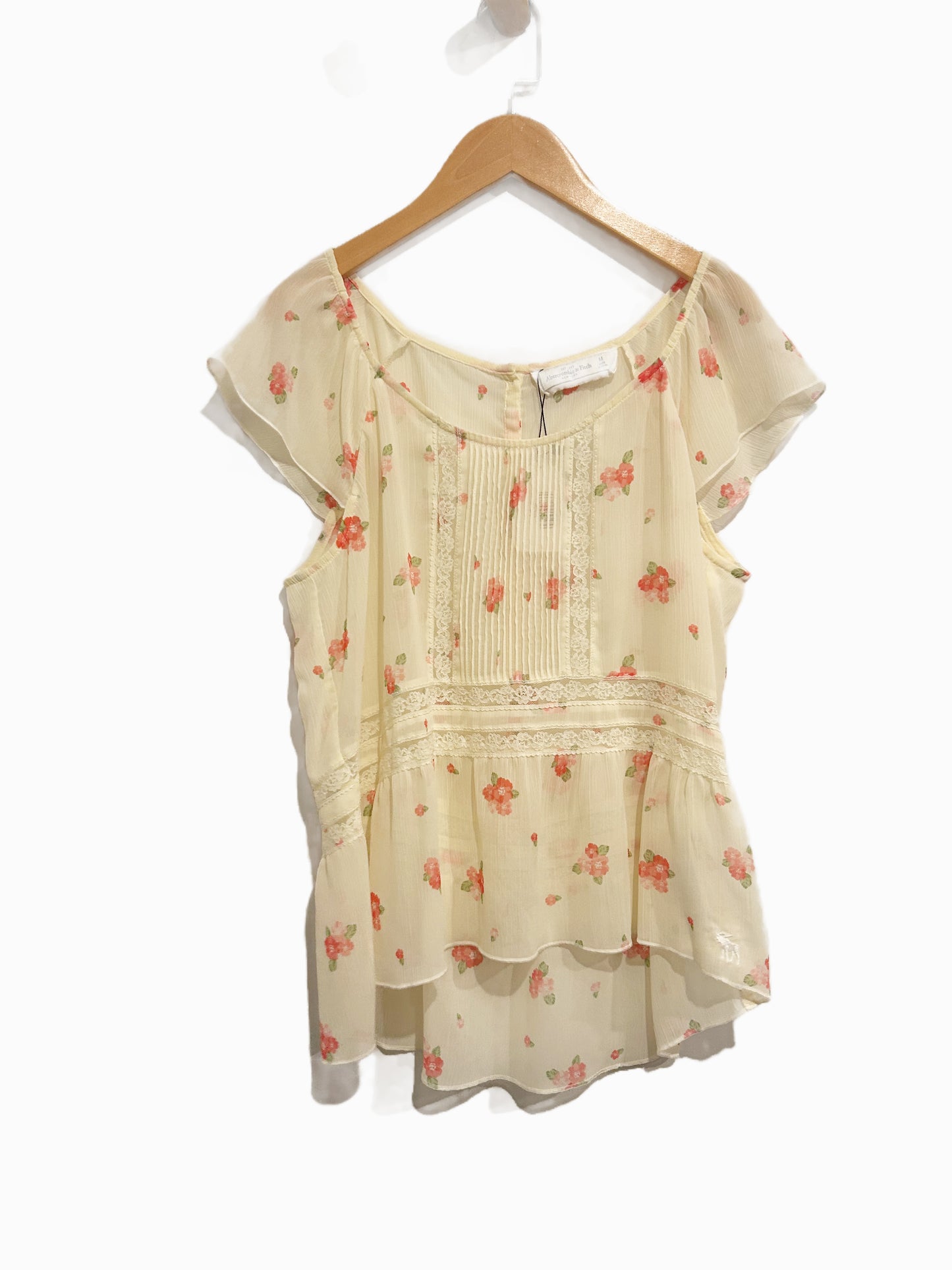 Abercrombie & Fitch Y2K Cream Blouse with Pink Flowers - Medium