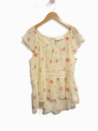 Abercrombie & Fitch Y2K Cream Blouse with Pink Flowers - Medium