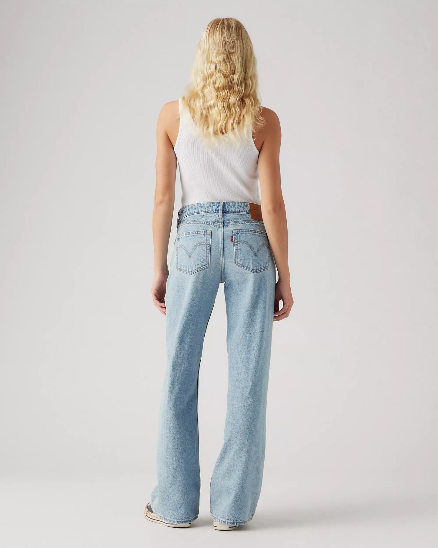 Levi's Low Loose Jeans in Light Wash