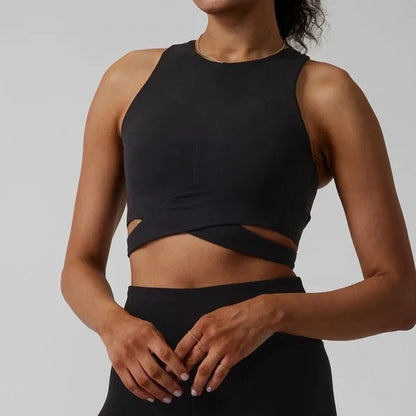 Athleta Conscious Cut Out crop Tank in Bl ack - Small