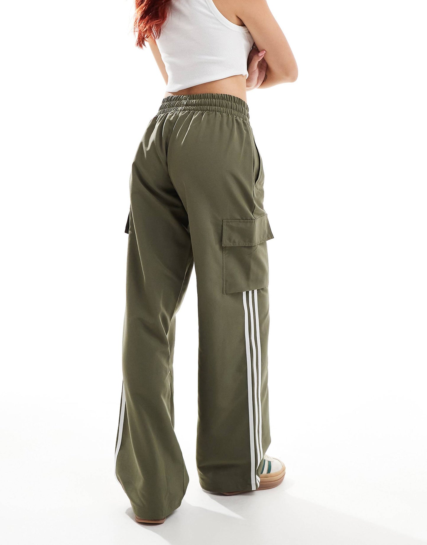 Adidas Adicolor 3-Stripes Cargo Pants in Green - Small