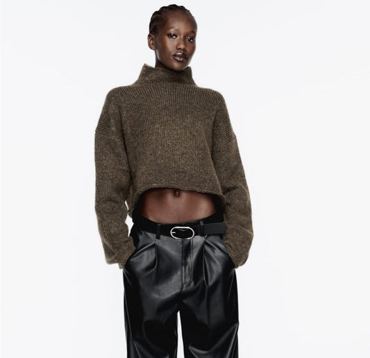 Zara Green Cropped Mock Neck Sweater - Medium