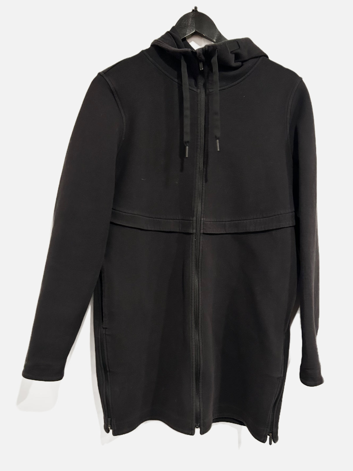 Lululemon Long Horizons Hoodie in Black - Medium