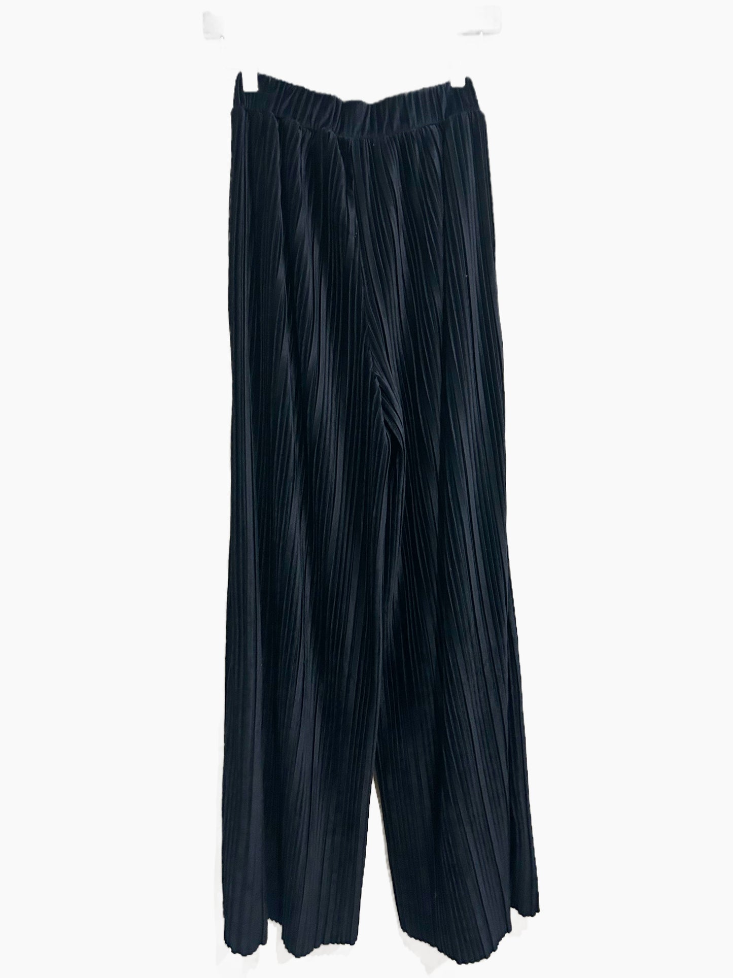 J.O.A. Navy Velvet Pleated Wide Leg Pants - XS