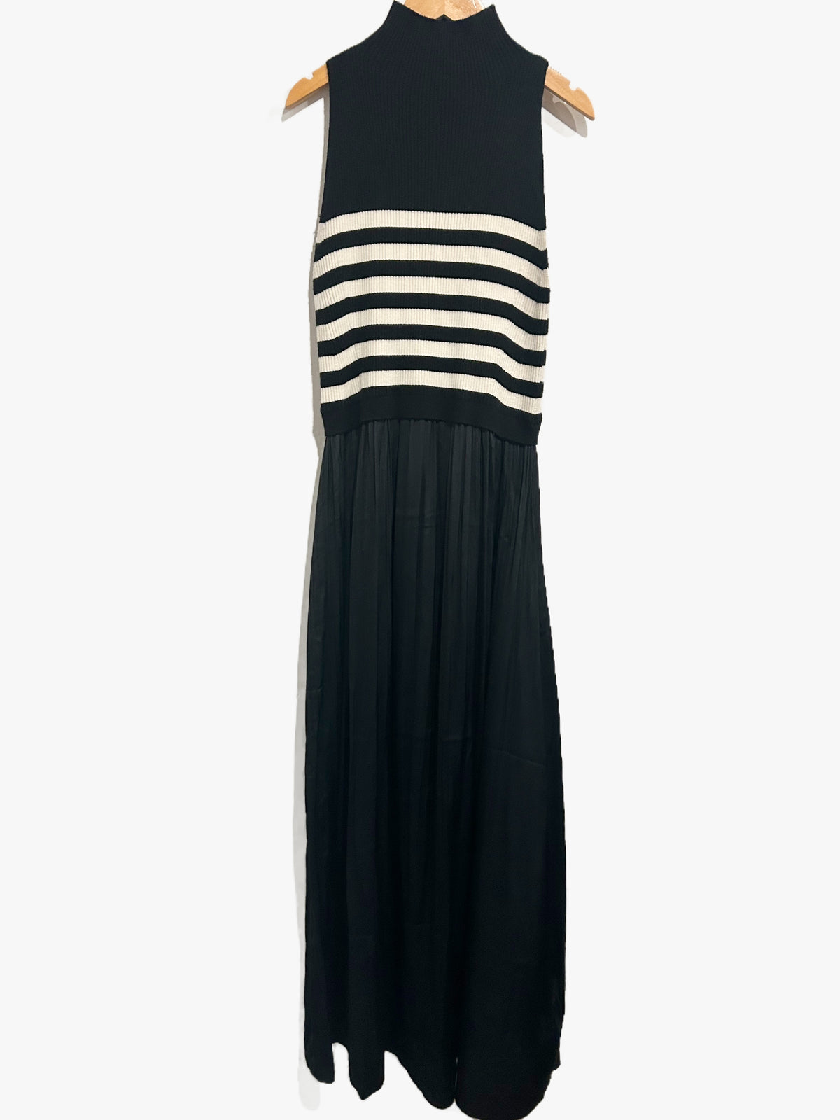 Anthropologie Thea Sleeveless Twofer Maxi Dress in Black - Medium